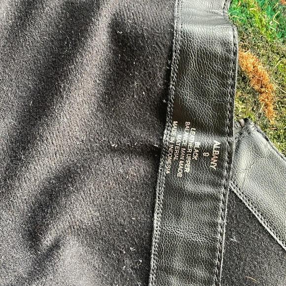 Black knee high boots in suede - Picture 9 of 9